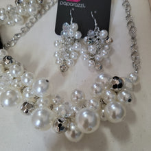 Load image into Gallery viewer, PAPARAZZI Fiercely 5th Avenue / FF JAN 2022