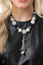 Load image into Gallery viewer, PAPARAZZI Break A Leg! BLOCKBUSTER NECKLACE