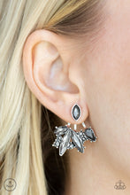 Load image into Gallery viewer, PAPARAZZI Deco Dynamite - Silver 990