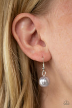 Load image into Gallery viewer, PAPARAZZI Seaside Sophistication - Silver
