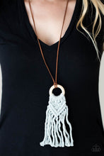Load image into Gallery viewer, PAPARAZZI Crafty Couture - Silver NECKLACE
