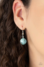 Load image into Gallery viewer, PAPARAZZI Staycation Stunner - Blue