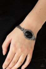 Load image into Gallery viewer, PAPARAZZI Top-Notch Drama - Black 1112