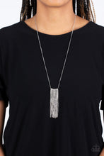 Load image into Gallery viewer, PAPARAZZI Stellar Crescendo - White NEACKLACE
