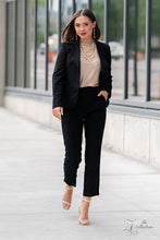 Load image into Gallery viewer, PAPARAZZI 《Aristocratic》 ZI COLLECTION 2023 Gold Necklace