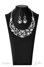 Load image into Gallery viewer, PAPARAZZI <THE JENNIFER> ZI COLLECTION NECKLACE 2022