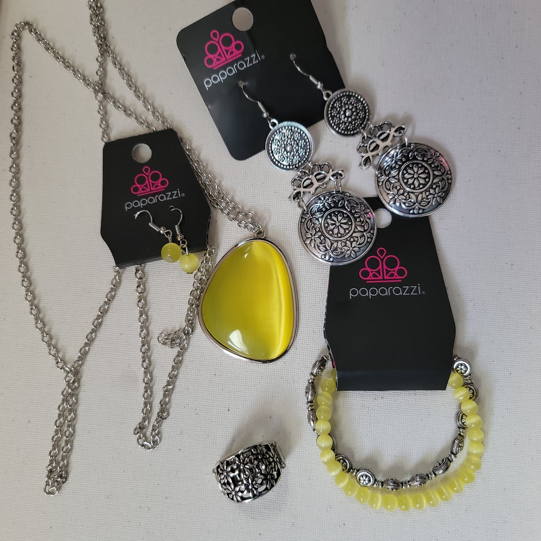 PAPARAZZI Glimpses of Malibu - Complete Trend Blend  / Yellow FF