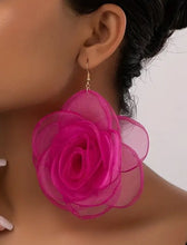 Load image into Gallery viewer, Pink tulle flower Earrings
