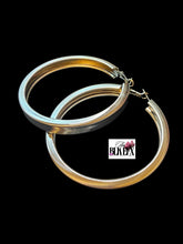 Load image into Gallery viewer, Textured silver hoops
