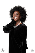 Load image into Gallery viewer, PAPARAZZI Lady In Waiting 1043
