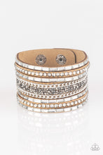 Load image into Gallery viewer, PAPARAZZI Rhinestone Rumble - Brown 818

