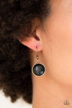 Load image into Gallery viewer, PAPARAZZI Cougar - Brass 1118
