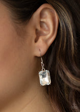 Load image into Gallery viewer, PAPARAZZI Royal Crest - Yellow
