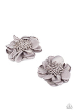 Load image into Gallery viewer, PAPARAZZI Full On Floral - Silver 352
