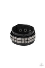 Load image into Gallery viewer, PAPARAZZI Engine Room - Black 470
