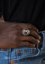 Load image into Gallery viewer, PAPARAZZI Stepping Up The Glam - Silver
