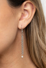 Load image into Gallery viewer, PAPARAZZI Cue The Fireworks - White
