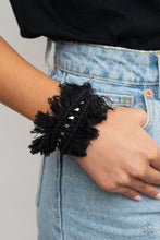 Load image into Gallery viewer, PAPARAZZI Homespun Hardware - Black 735
