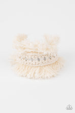 Load image into Gallery viewer, PAPARAZZI Homespun Hardware - White
