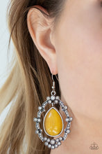 Load image into Gallery viewer, PAPARAZZI Icy Eden - Yellow 671
