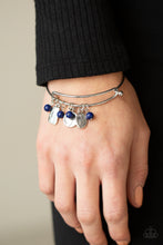 Load image into Gallery viewer, PAPARAZZI GROWING Strong - Blue Bracelet
