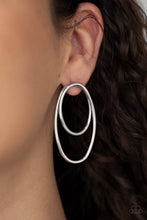 Load image into Gallery viewer, PAPARAZZI So OVAL-Dramatic - Silver
