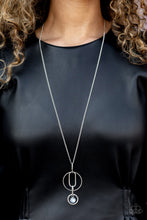 Load image into Gallery viewer, PAPARAZZI Park Avenue Palace - White NECKLACE
