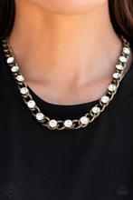Load image into Gallery viewer, PAPARAZZI Major Moxie - Brass NECKLACE
