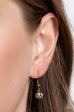 Load image into Gallery viewer, PAPARAZZI The Only SMOKE-SHOW in Town - Brass NECKLACE
