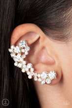 Load image into Gallery viewer, PAPARAZZI Astronomical Allure - Gold EAR CRAWLER
